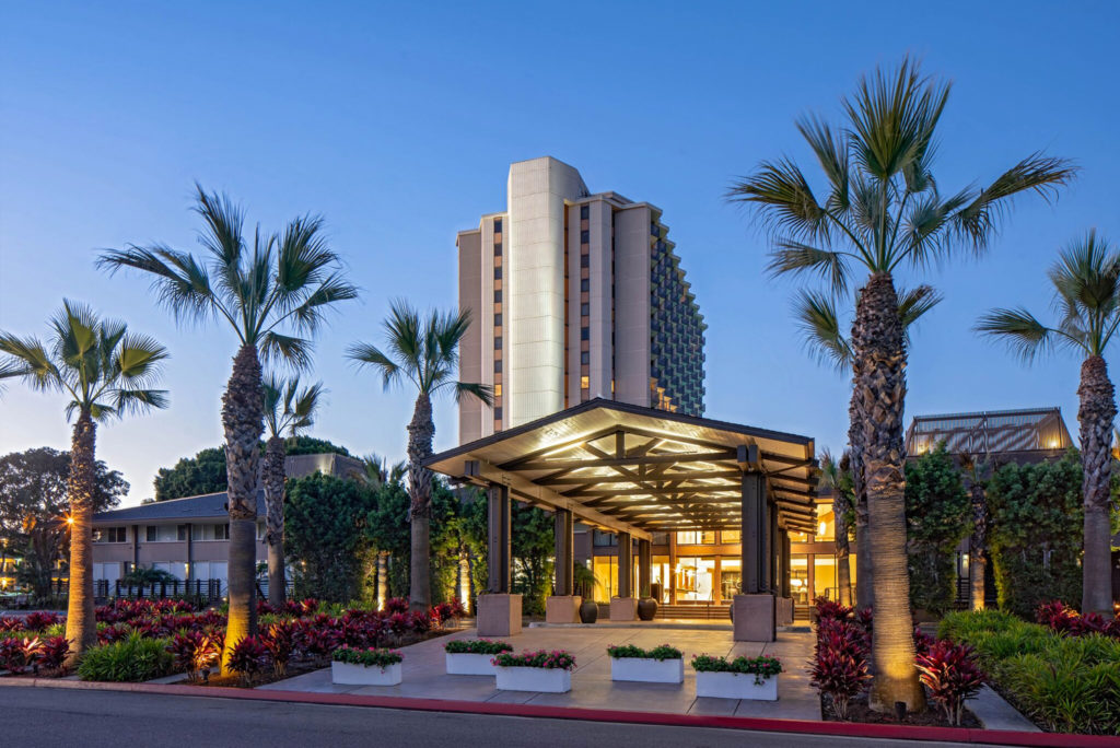 5 Hotel Options Near San Diego Airport - International Travelers House