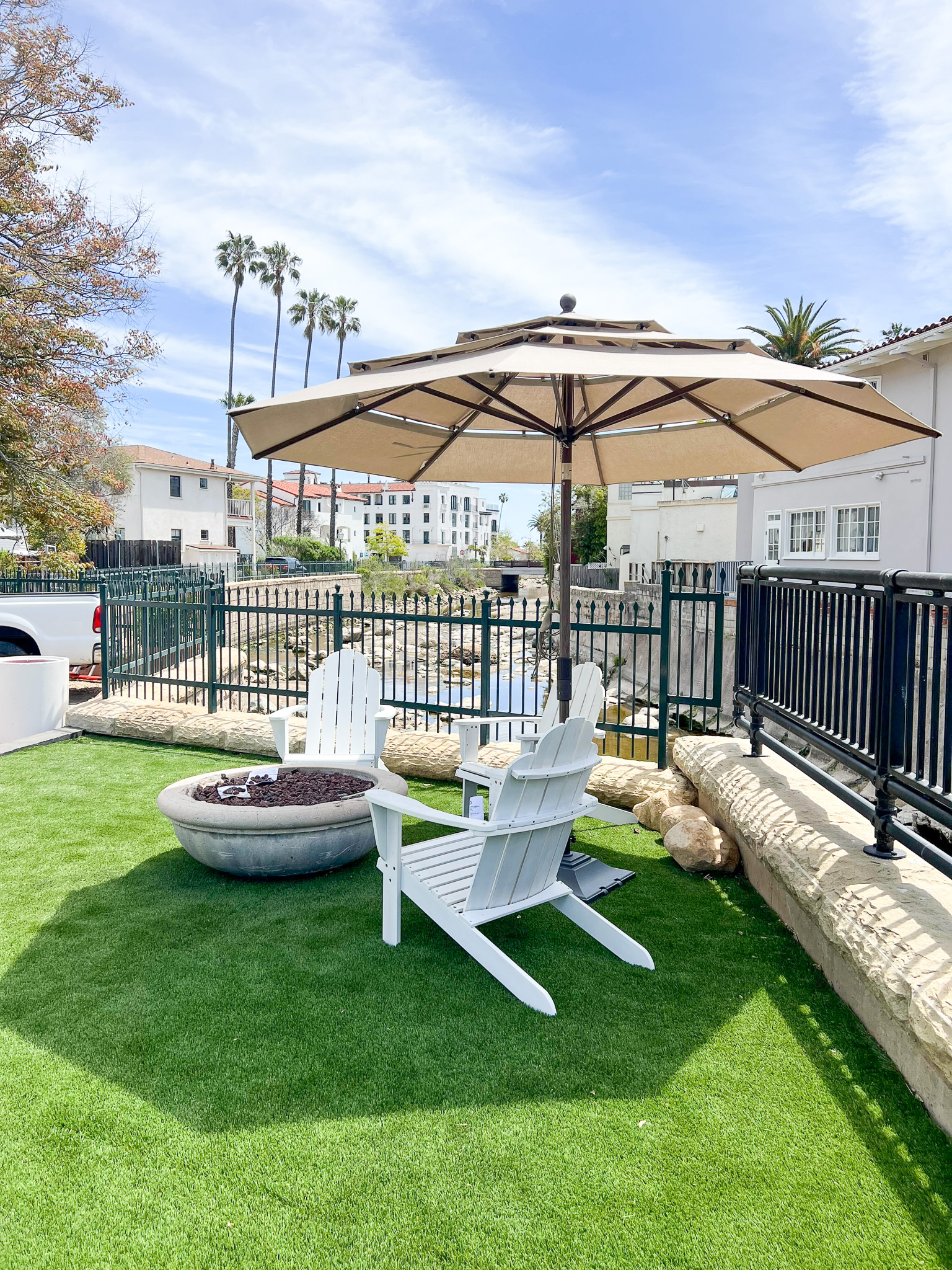 ITH Santa Barbara Hostel