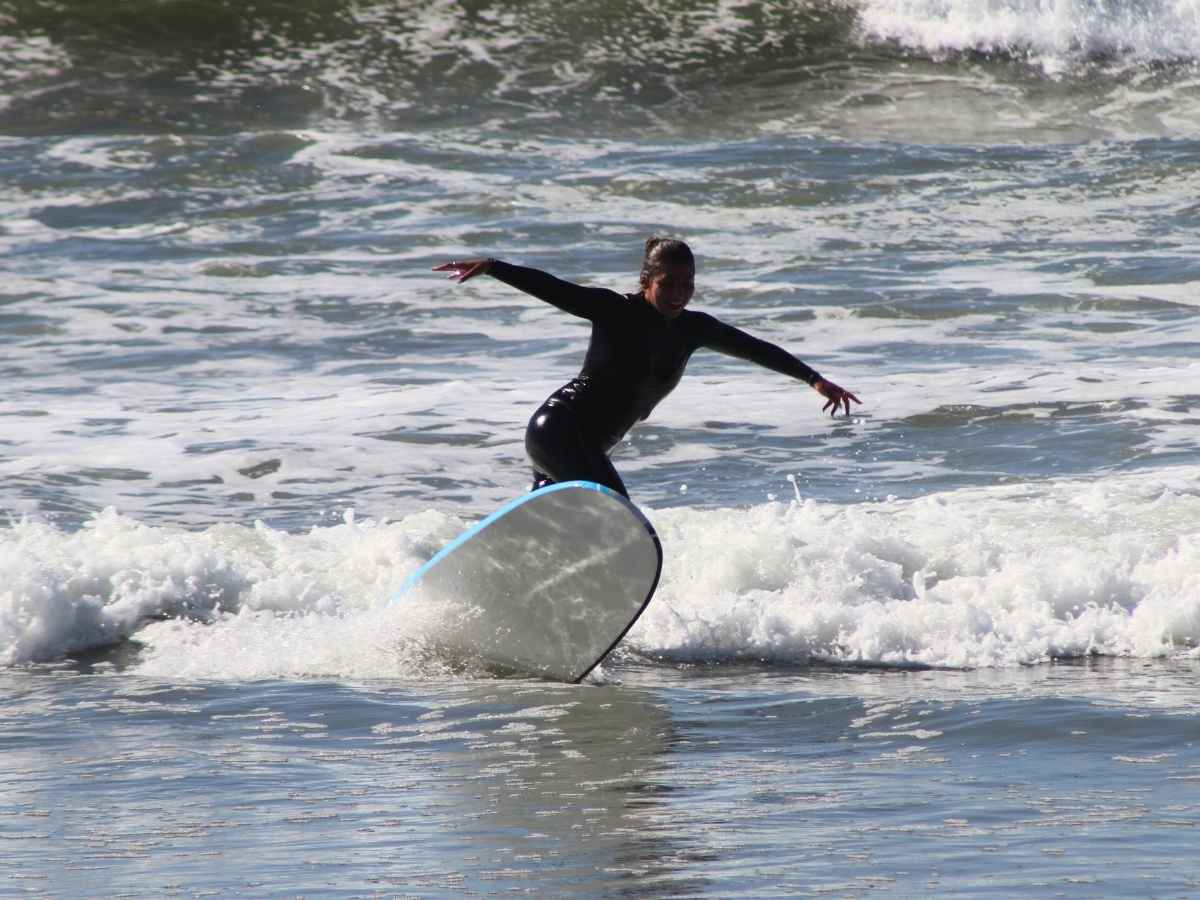 los angeles surfing hostel